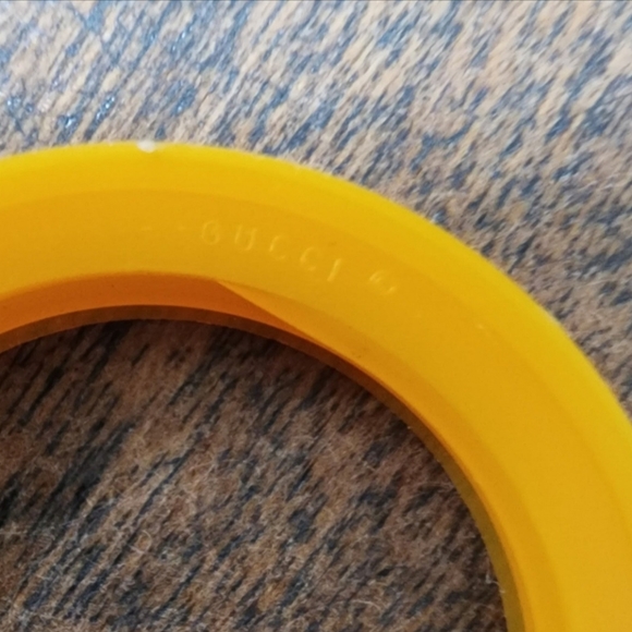 Gucci Vintage InterchangeableBezels for 11/12 Watch Multiple Colors Set of 6 - Picture 6 of 7